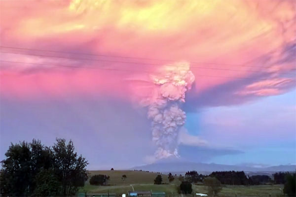 Erupcija vulkana Kalbuka Erupcija vulkana Kalbuka